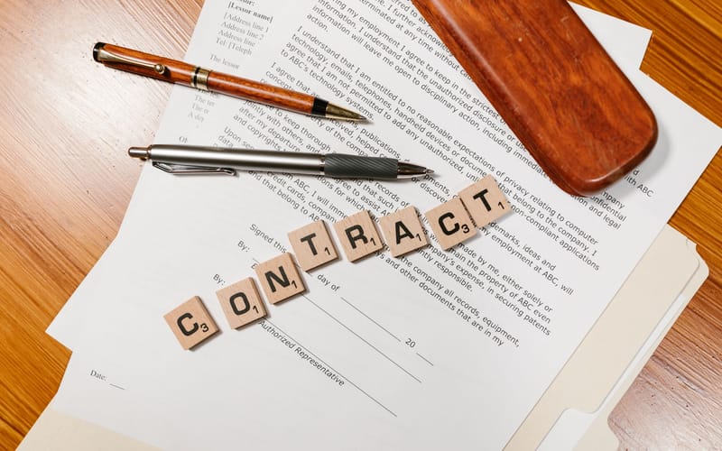 Contrato y documentación comercial de distribución