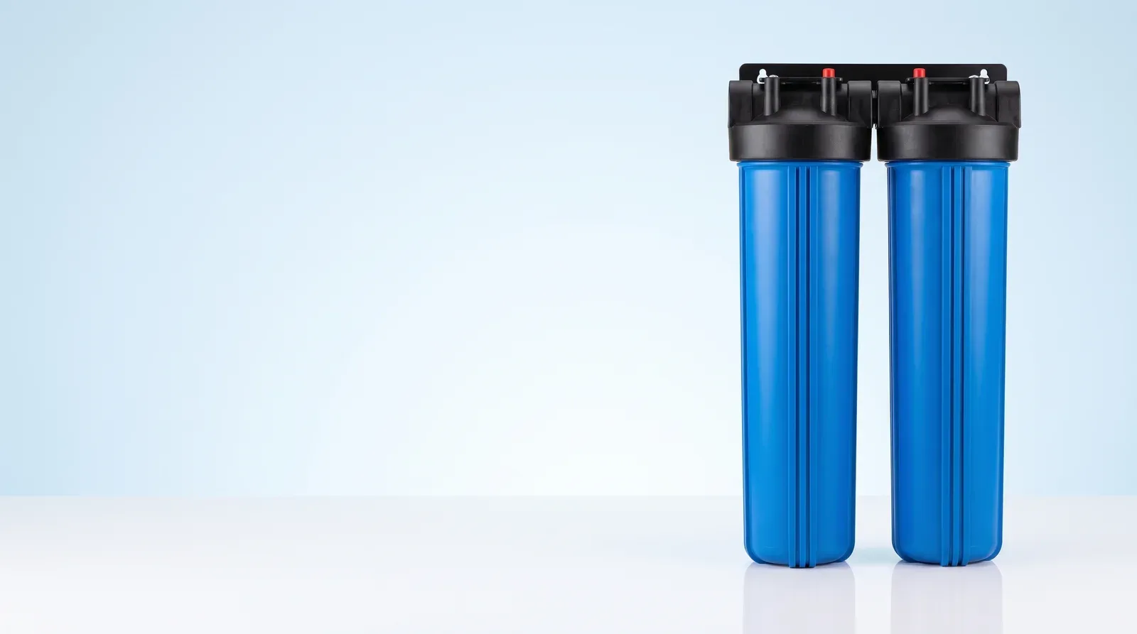 Filtro de agua de dos etapas con cartuchos